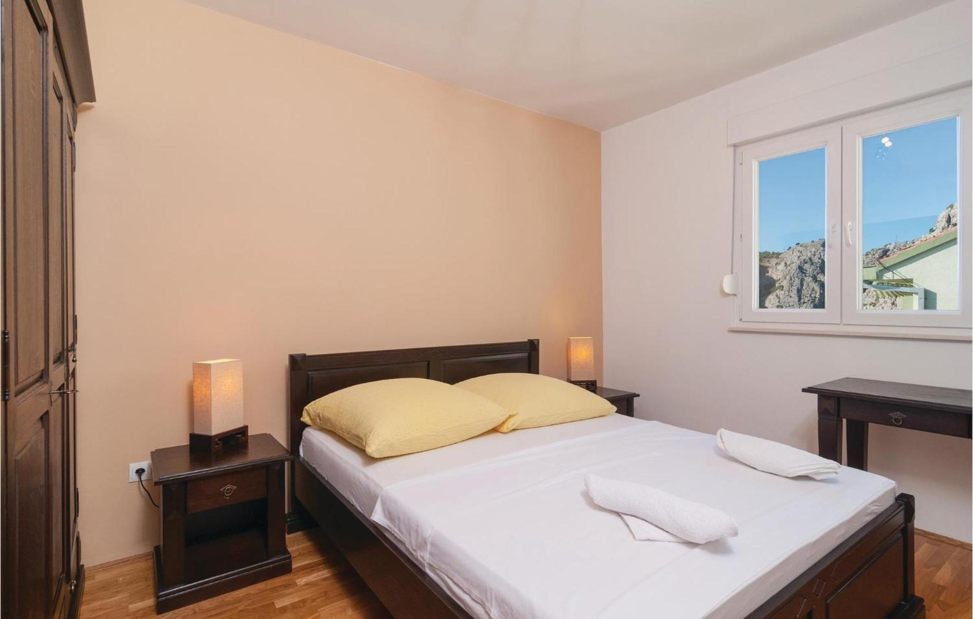 Nice Apartment In Omis With House Sea View Omiš Exterior foto