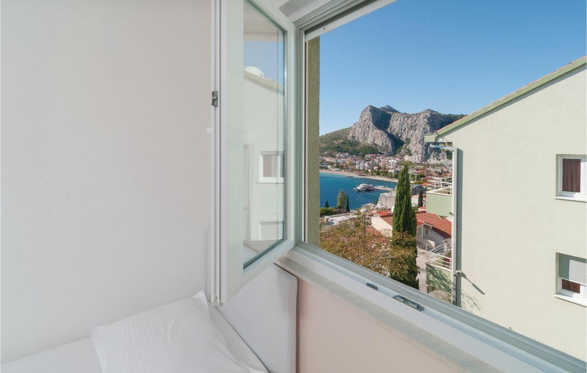 Nice Apartment In Omis With House Sea View Omiš Exterior foto